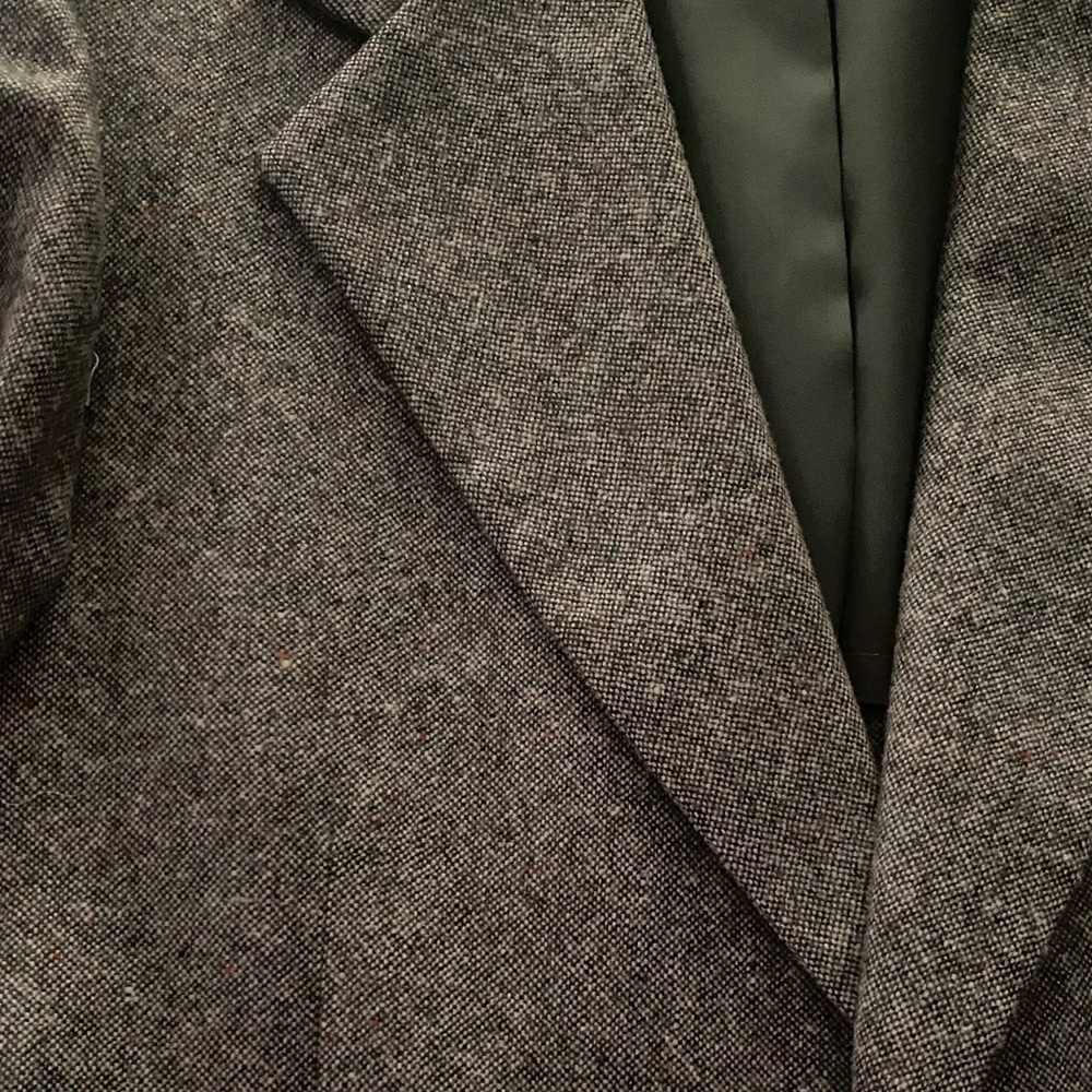 Vintage Brown Blazer with Tan Elbow Patches - Picture 6 of 6